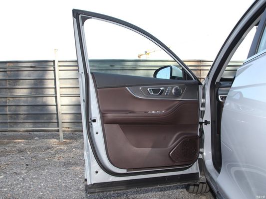Auto a benzina SUV 5 posti Chery Tiggo8 PRO 290t 2WD Vast Edition con richiesta personalizzata