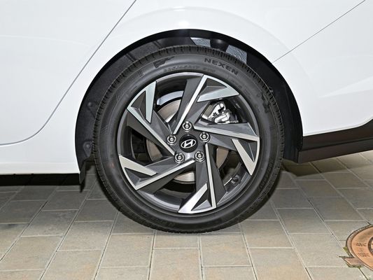 Hyundai Elantra 2023 1.5L CVT Veicolo a benzina Top Flagship Edition entro 1000-1600cc
