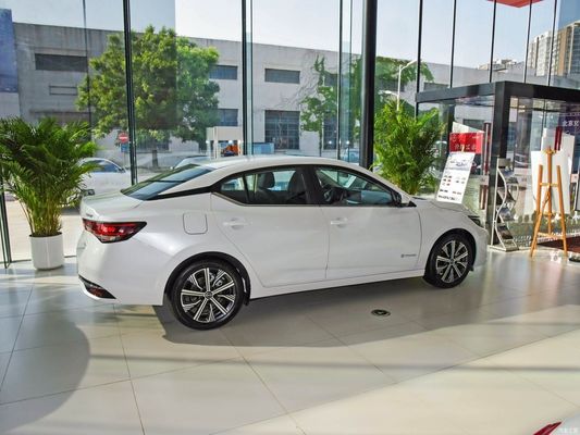 2023 Plus Nissan Sylphy Epower Veicolo elettrico con 5 posti e 4652*1815*1445 Dimensioni