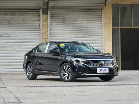 Modello 2023 VW Passat PHEV Long Battery Life Sedan di lusso per le esigenze dei clienti