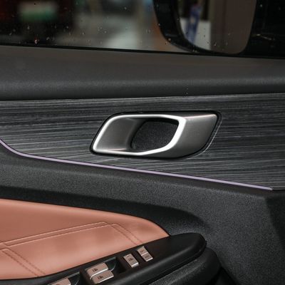 2023 Changan Qiyuan Q05 60 PRO Plug-in Hybrid Car con tipo di carrozzeria chiuso e materiali