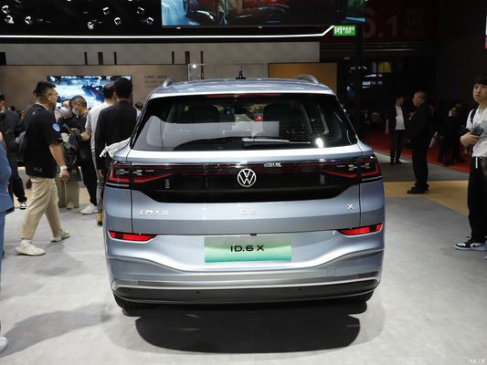 SUV Volkswagen ID. 6 X 2023 Potente versione 4WD L'Ultima Esperienza di SUV elettrico