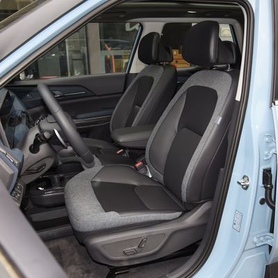 KIA EV5 530 Light Air Land SUV Auto elettrica con sterzo sinistro e batteria da 64,2Kwh