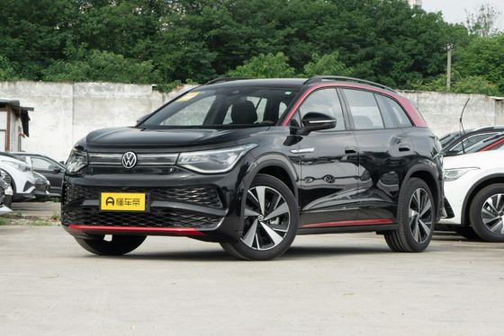 SUV Volkswagen ID. 6 X 2023 Edizione a quattro ruote motrici con servizio post-vendita online