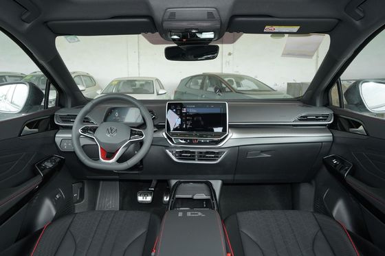 SUV Volkswagen ID. 6 X 2023 Edizione a quattro ruote motrici con servizio post-vendita online