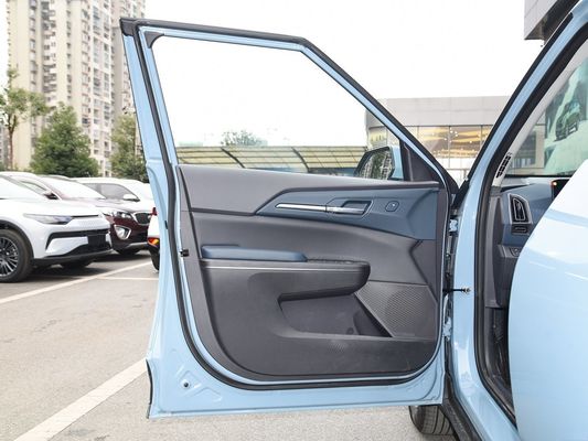 Auto elettrica 2024 KIA EV5 Pure 530 Light Air Land SUV /Veicolo elettrico usato