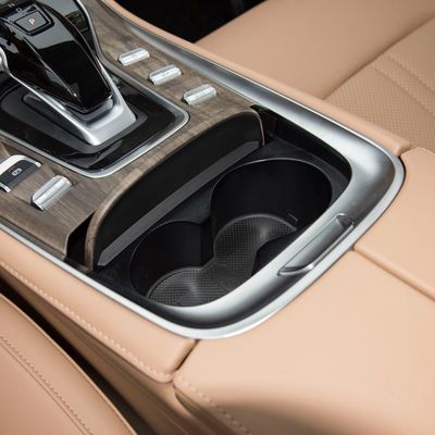 2024 Glory Edition 100 km SUV a 7 posti Prodotto su richiesta