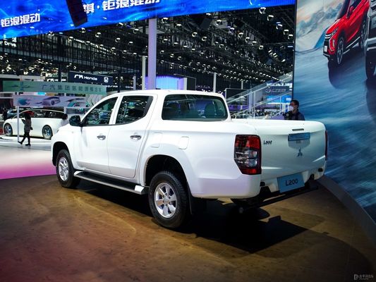 Personalizzazione Pickup Veicolo diesel Mitsubishi L200 2023 2.3t Tanqu Velocità massima 171 Km/H