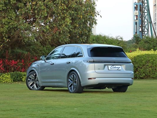 Veicolo energetico nero 2024 Li/Lixiang L7 Ultra con 5 posti e motore elettrico ibrido