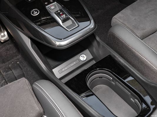 2023 Audi Q4 50 E-Tron Quattro Innovation Edition SUV EV con cilindrata 1600-2500CC