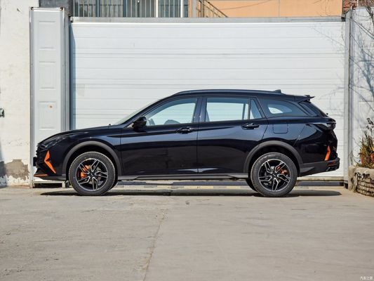 Auto a benzina Aeolus Yixuan GS 2023 Mach 1.5L Sistema di frenata automatico Xingyao