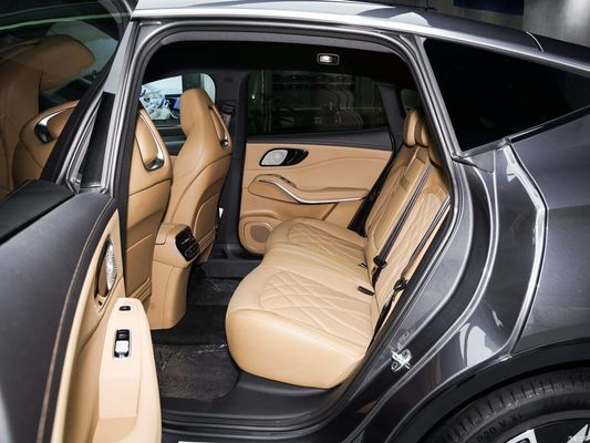 Rising Auto R7 2023 RWD Screen Master Veicolo elettrico con energia elettrica pura