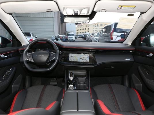 Benzina Aeolus Yixuan Max 2024 Edizione di lusso berlina con caratteristiche e design di lusso