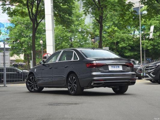 Audi A4l 2023 40tfsi Moda Versione elegante con serbatoio di olio da 56L