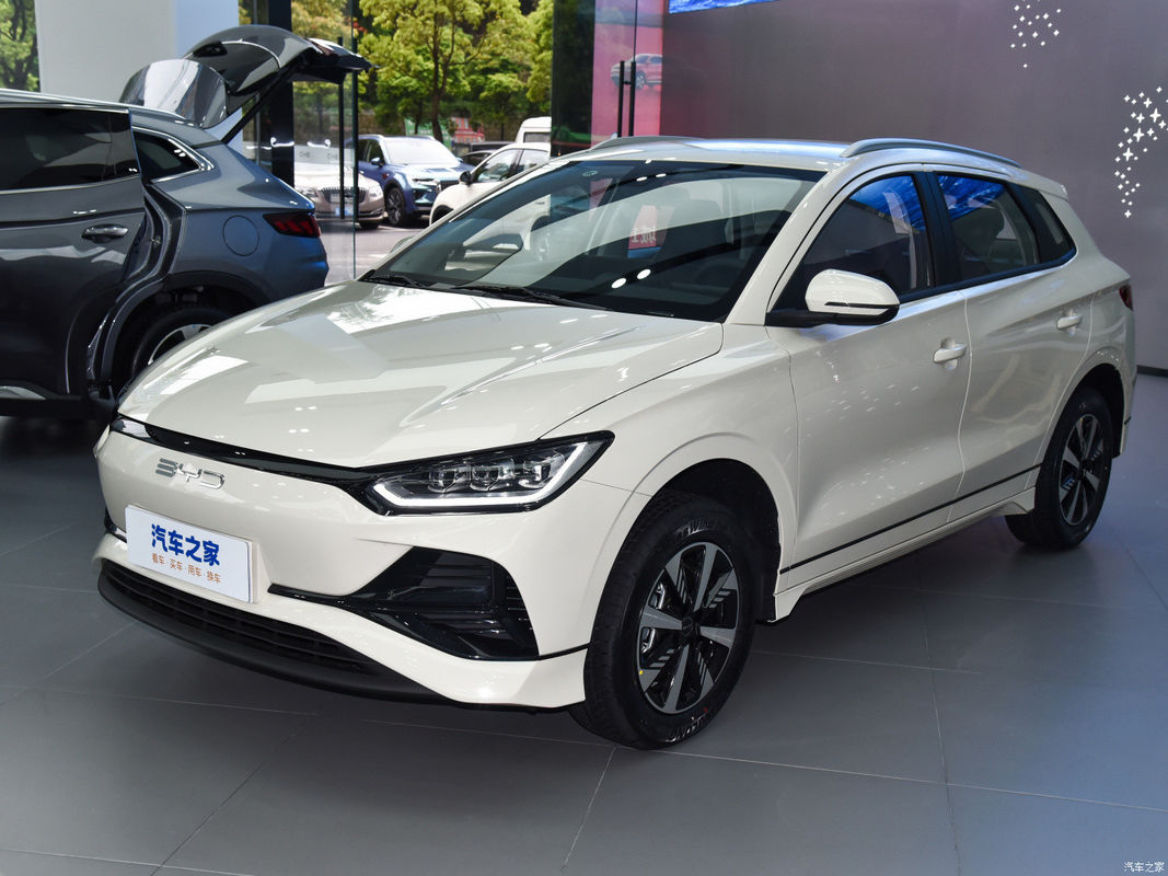 Veicoli elettrici 2024 Byd E2 Lux Edition Bianco con braccio posteriore a trazione di torsione