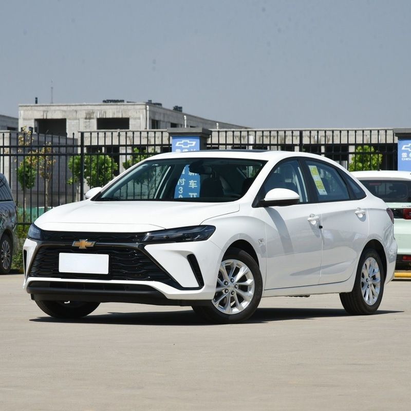 Personalizzazione Chevrolet Monza 1.5L Bianco/Nero Modello 2024 Enjoy Edition Sedie auto piccole/grandi/intelligenti 3
