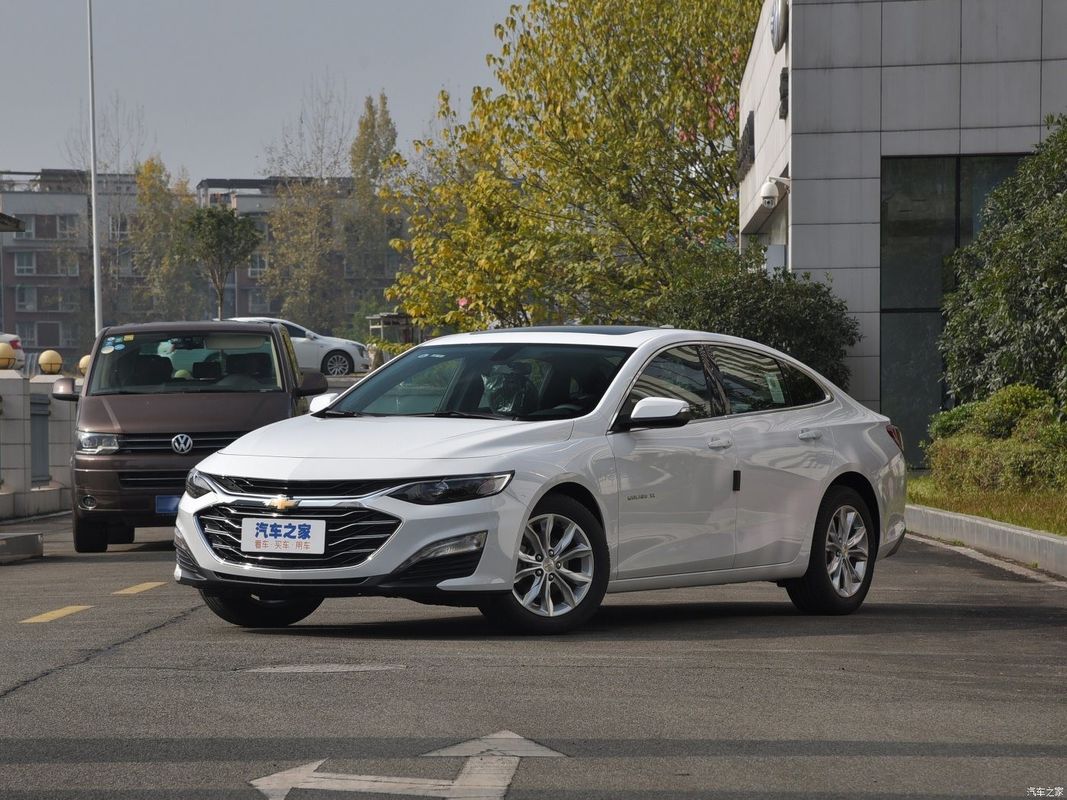 Disposizione 1600-2500CC 2023 Chevrolet Malibu XL 1.5t Sharp Edition Sedan Auto a benzina
