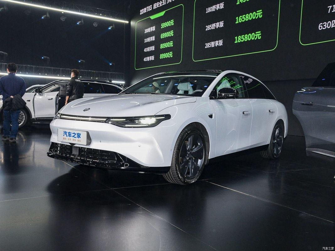 SUV Veicolo elettrico EV Leap C01 2023 630 4WD Performance Velocità massima 180 Km/H Struttura