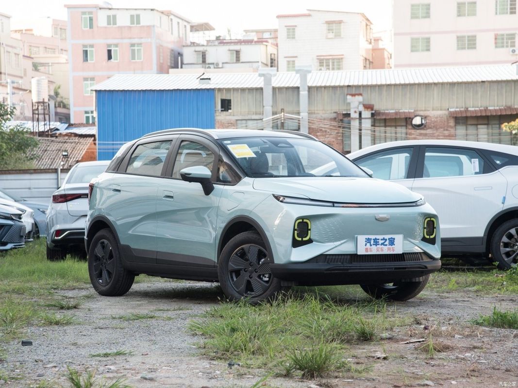 Geely Geometry E 2023 320KM Happy Tiger 5 posti SUV veicolo elettrico per il beneficio