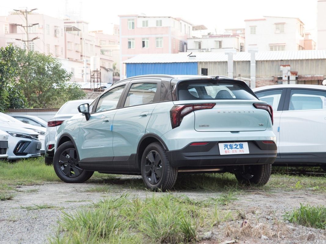 Personalizzazione Veicolo elettrico SUV EV Geely Geometry E 2023 401KM Lighting Tiger 5 posti