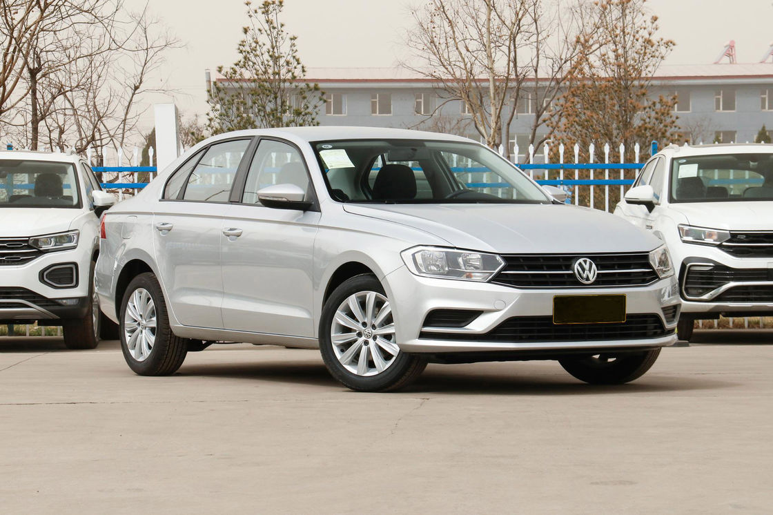 2019 VW Bora Legend Auto Fashion Auto a benzina 4562x1793x1468 con tipo di energia Benzina