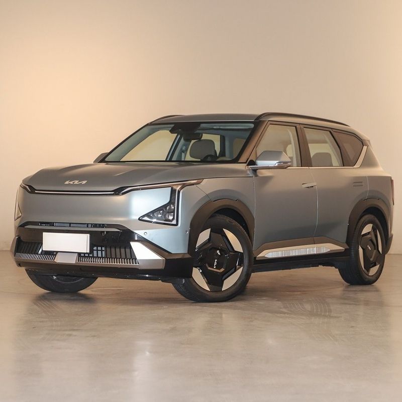 2024 KIA EV5 720 Air Land Wave Gt Energy Car Auto elettrica/SUV con volume del bagagliaio di 513L