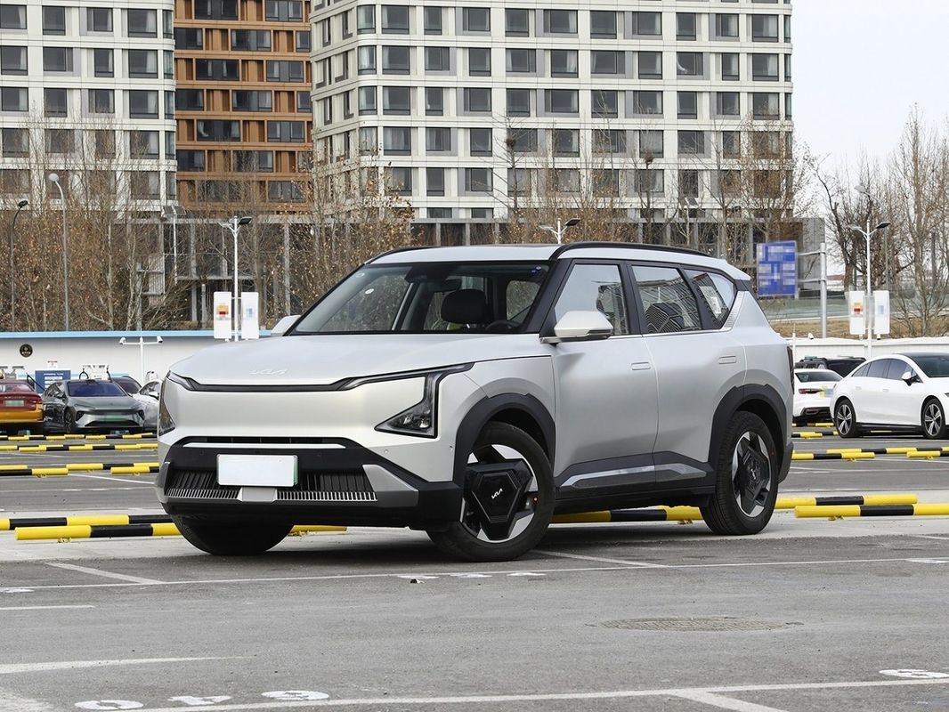 Auto elettrica 2024 KIA EV5 Pure 530 Light Air Land SUV /Veicolo elettrico usato