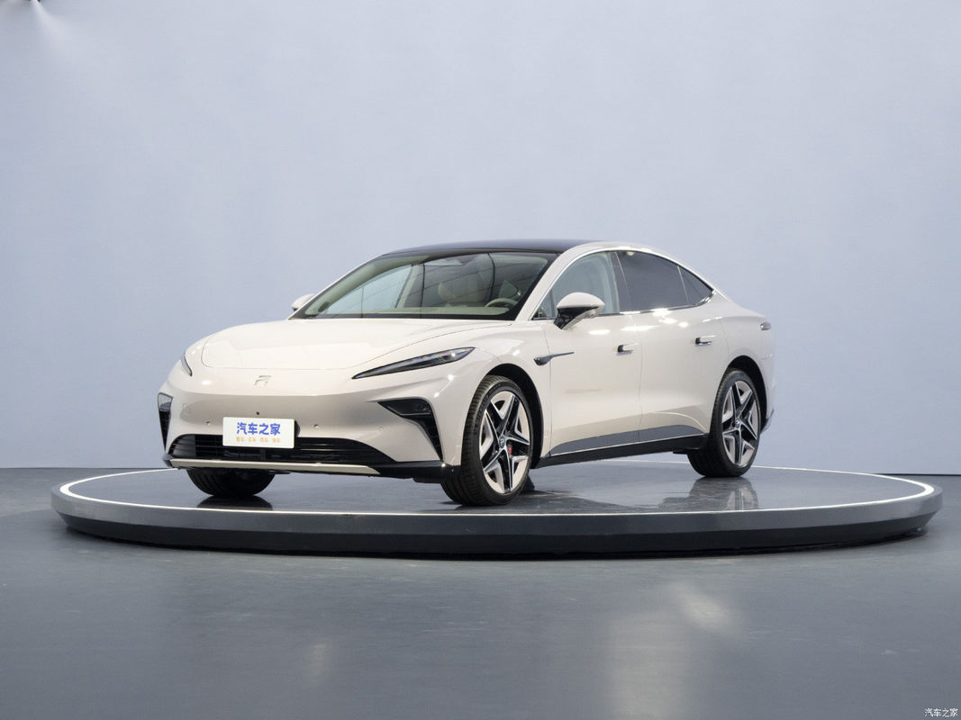 Veicolo elettrico EV Hatchback Rising Auto F7 2023 Long-Rang PRO Auto con e 5 posti