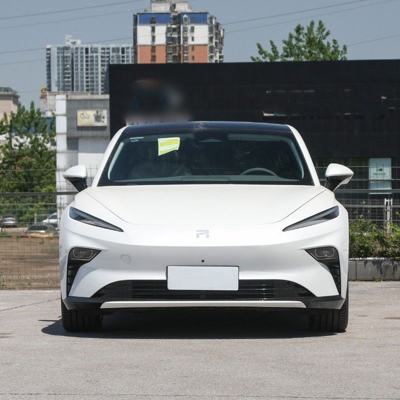Veicolo elettrico da 5 posti a lungo raggio Auto Rising Auto F7 2023 con batteria al litio ternario