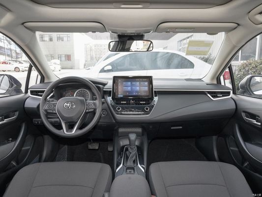 Toyota Corolla 2021 TNGA CVT Elite Edition Spaziosa e comoda auto a benzina