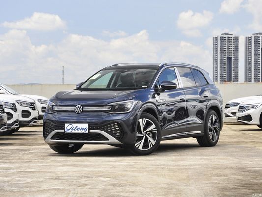 ID6 Long Endurance Version Lite PRO SUV con colore esterno blu e sterzo sinistro